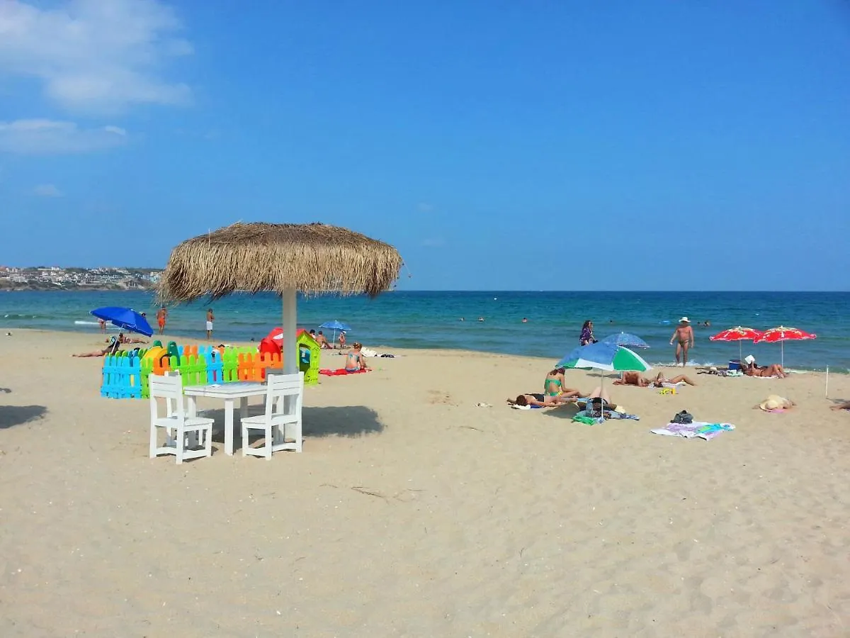 Menada Sozopol Apartments